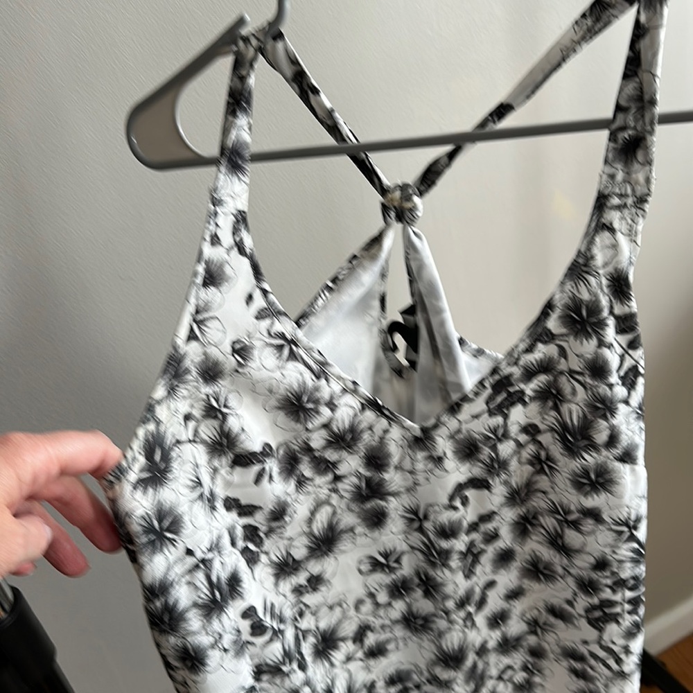 Women’s H&M dress